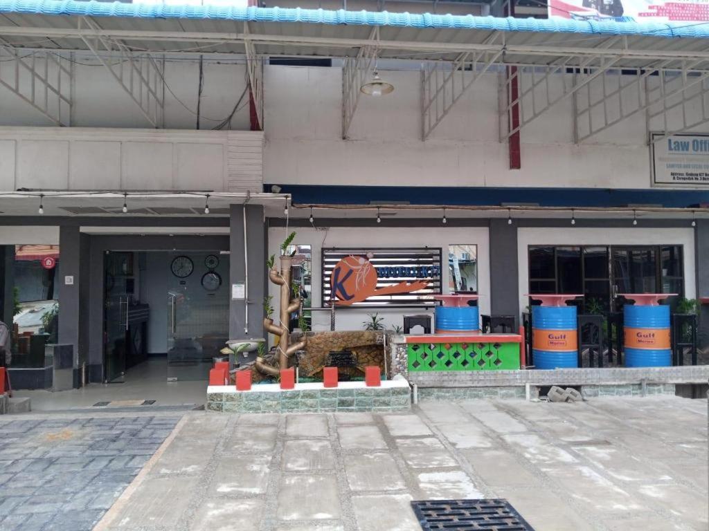 Hotel K77 Dumai Extérieur photo