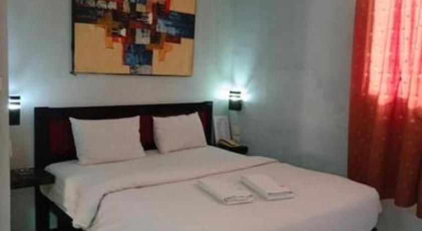 Hotel K77 Dumai Extérieur photo